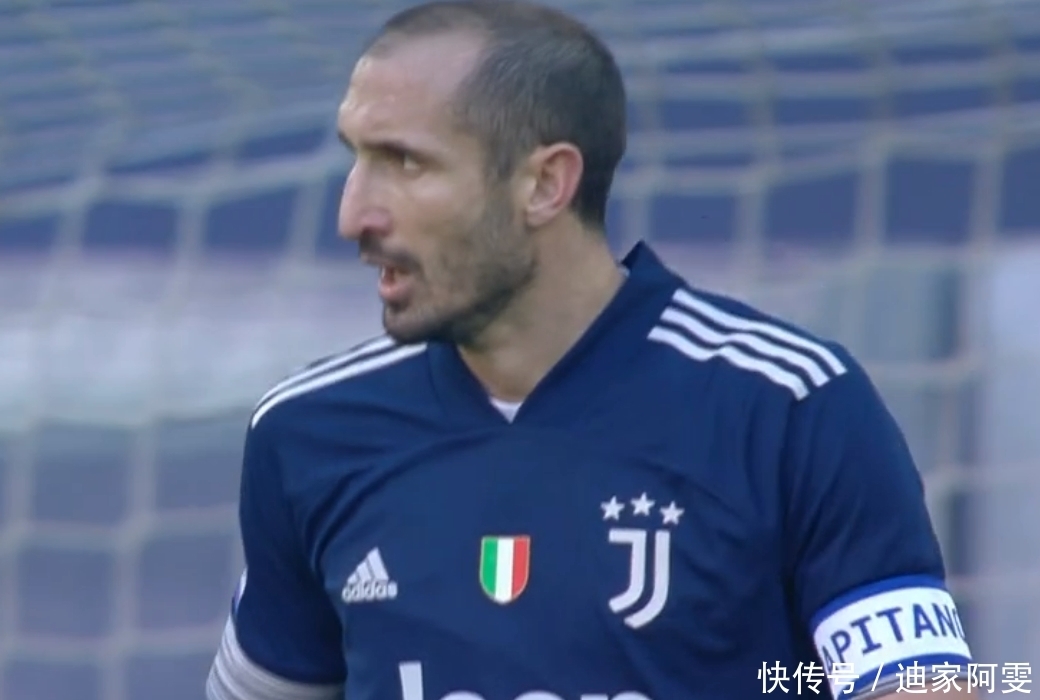 中场核心的 中场核心的